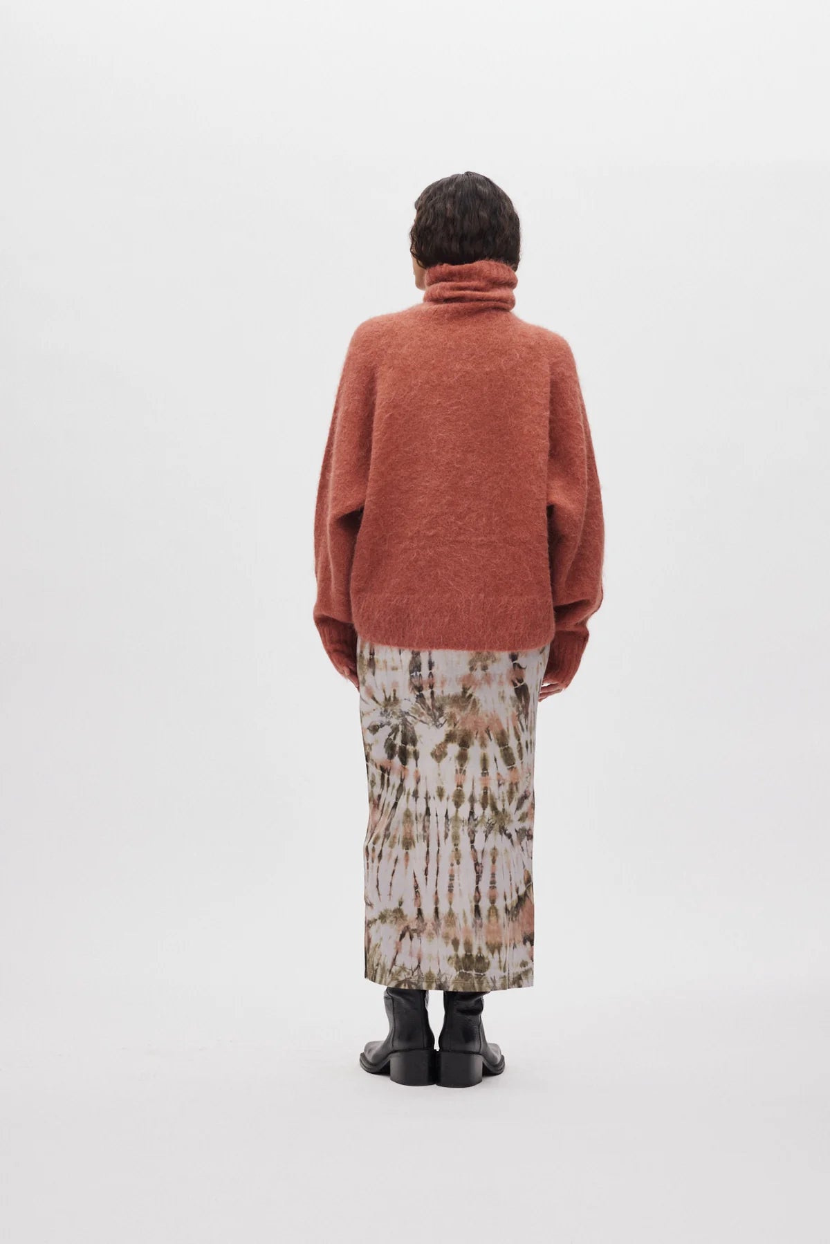 Mabeka Funnel Neck Sweater