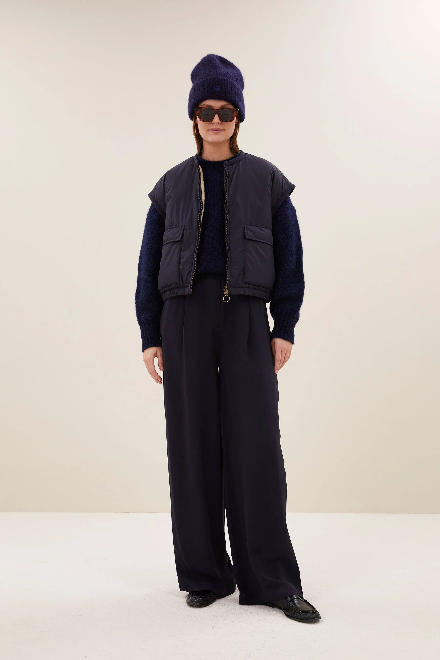 Gio Sleeveless Jacket Midnight