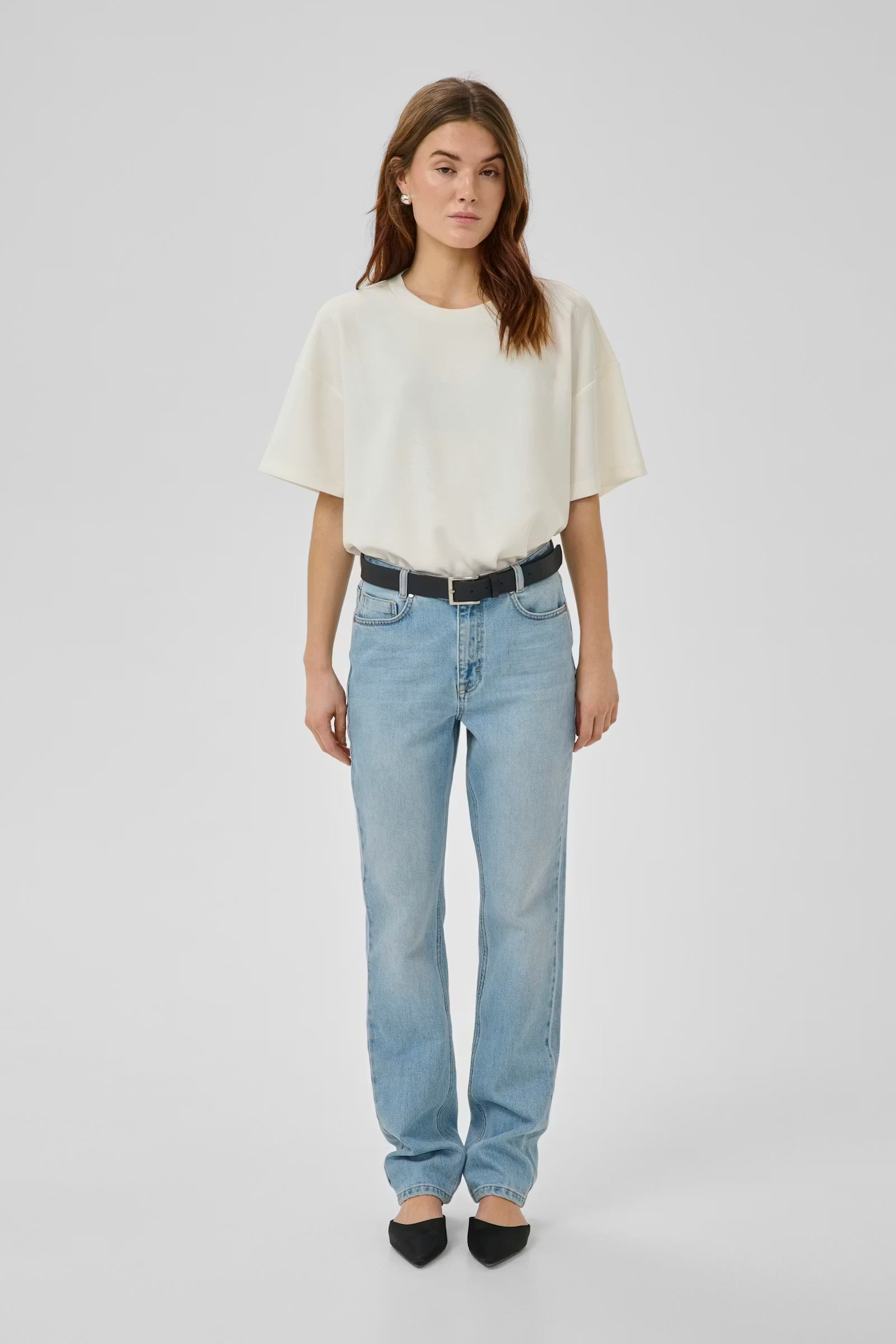 My Essential Wardrobe Helle White Boxy Tee