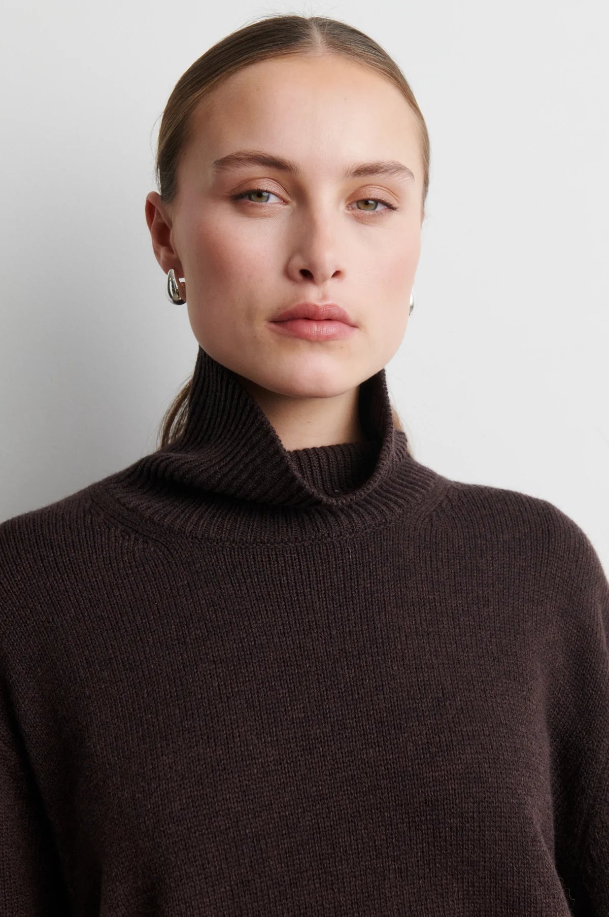 Alpha Knit T-Neck Brown Melange
