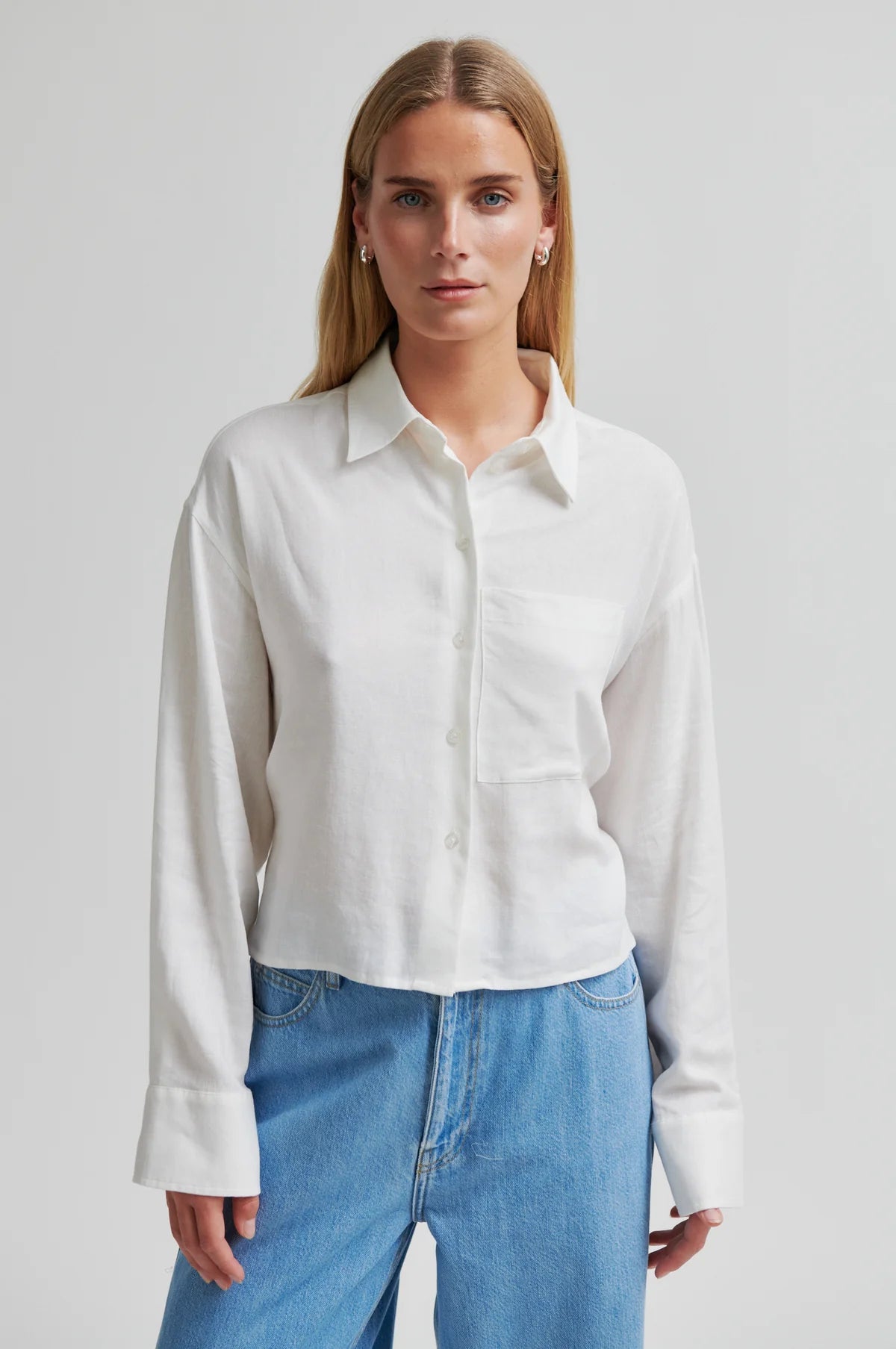 Second Female Veno Shirt