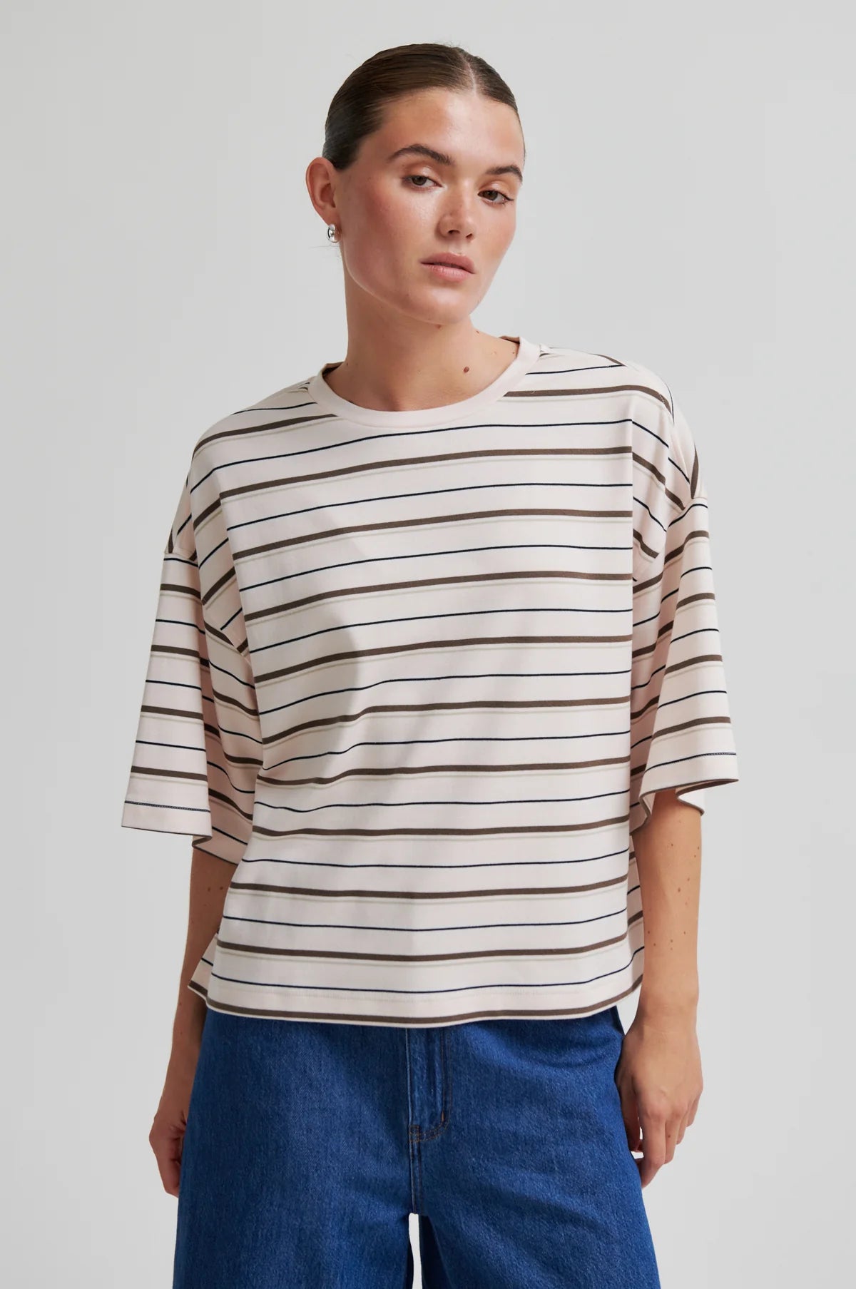 Second Female Missie Tee