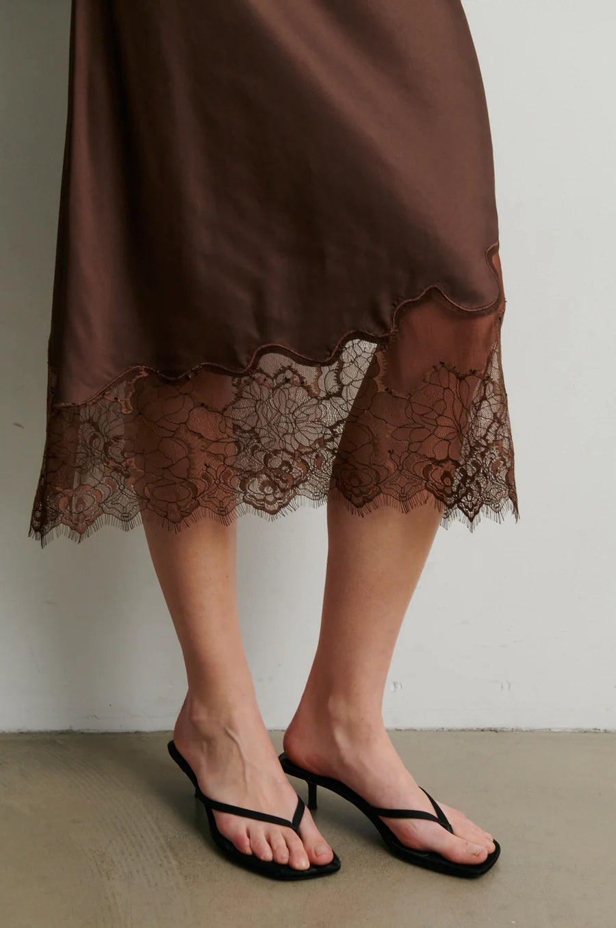 Wila Lace Midi Skirt - Carafe