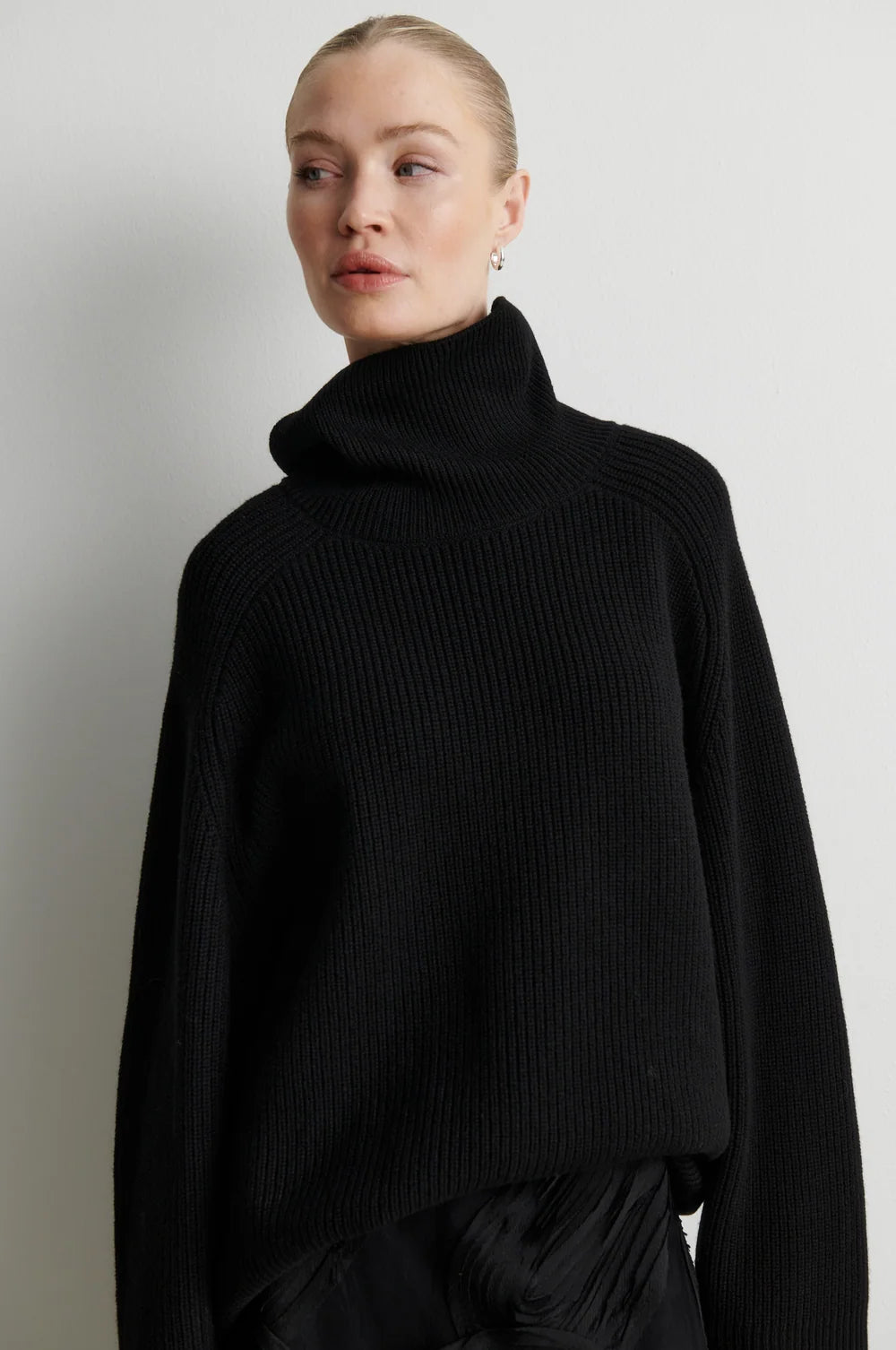 Ettas Knit T-Neck