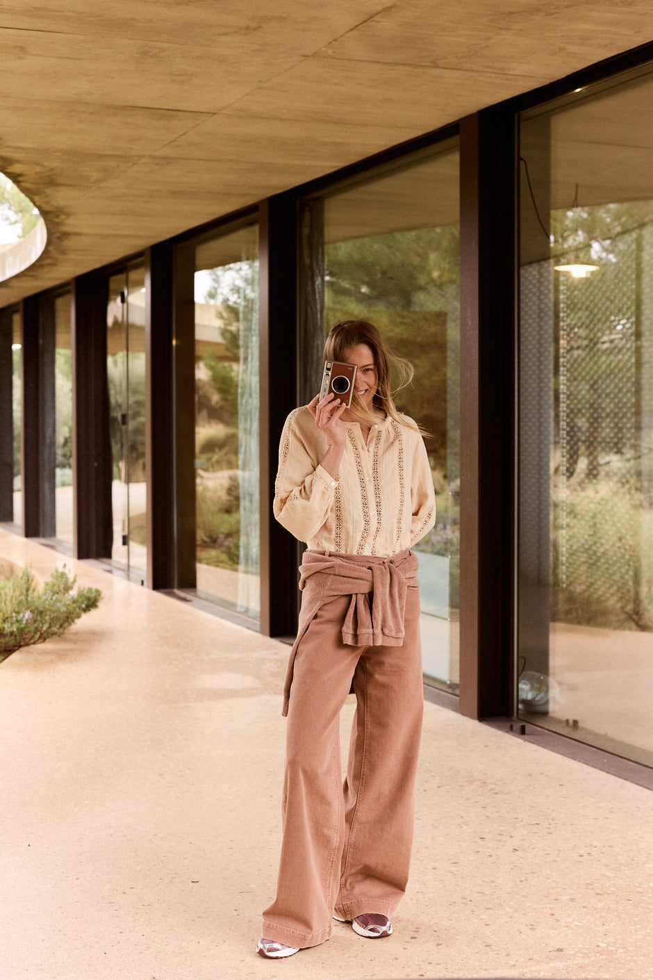 Indi & Cold Rose Asymmetric Jean
