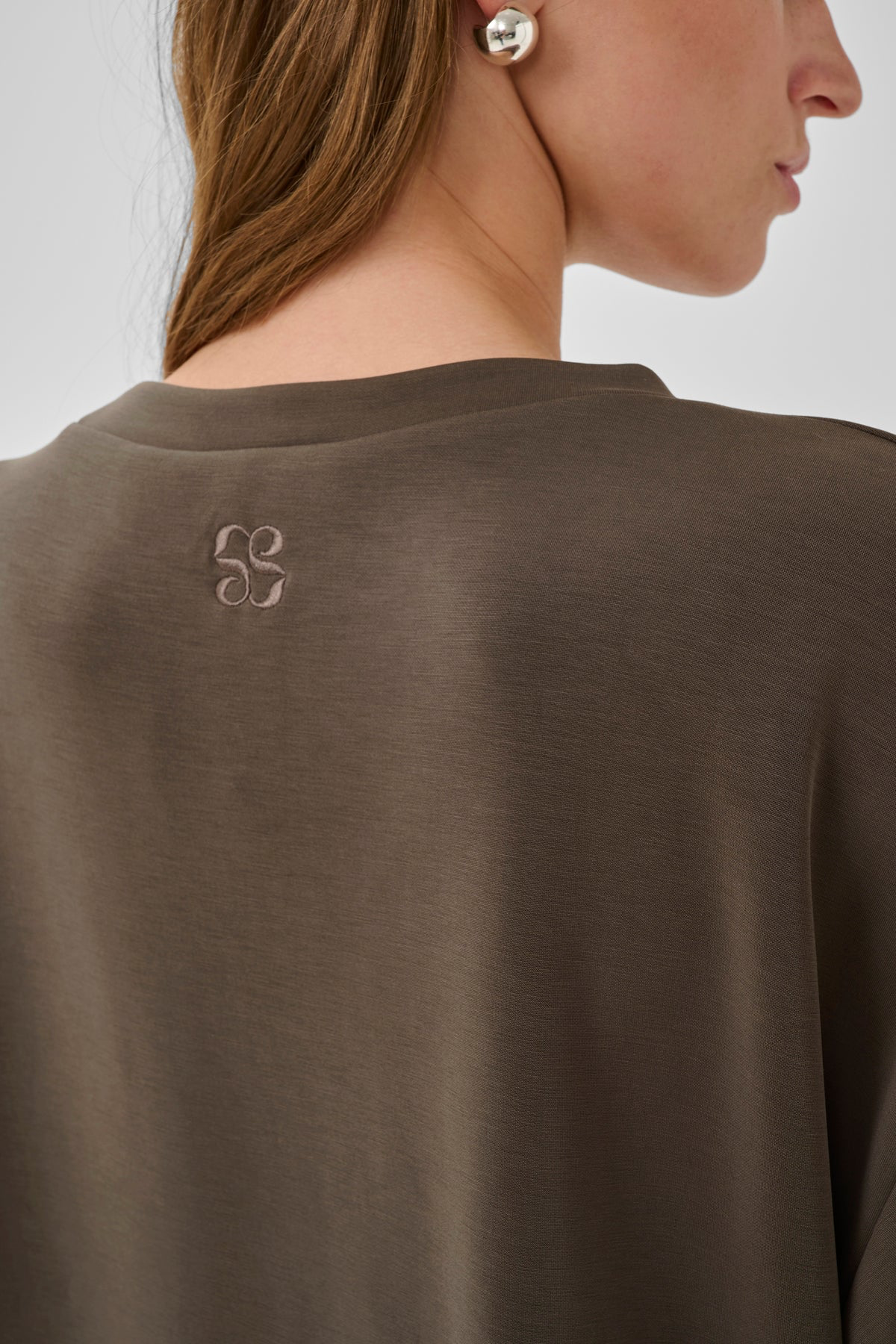 My Essential Wardrobe Helle Brown Boxy Tee