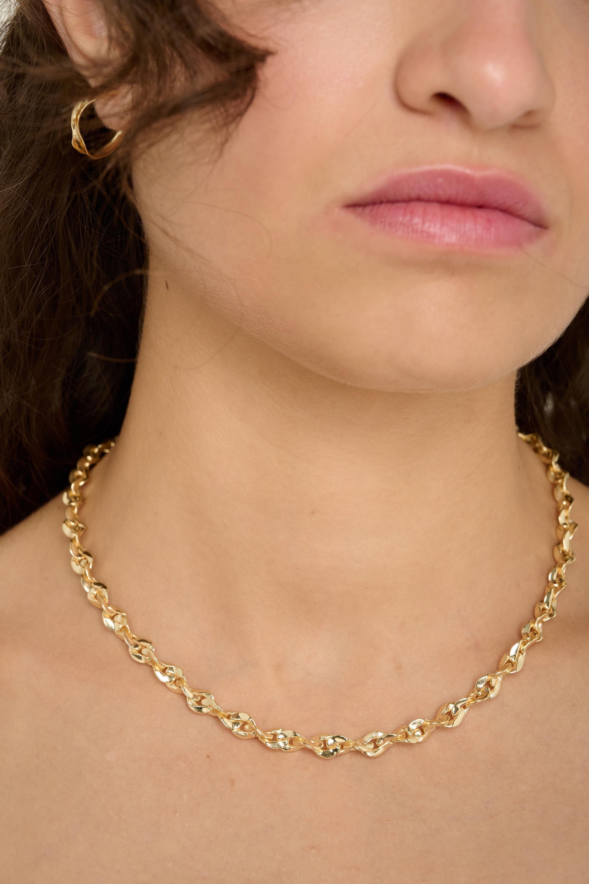 Tutti Gold Sculpt Necklace