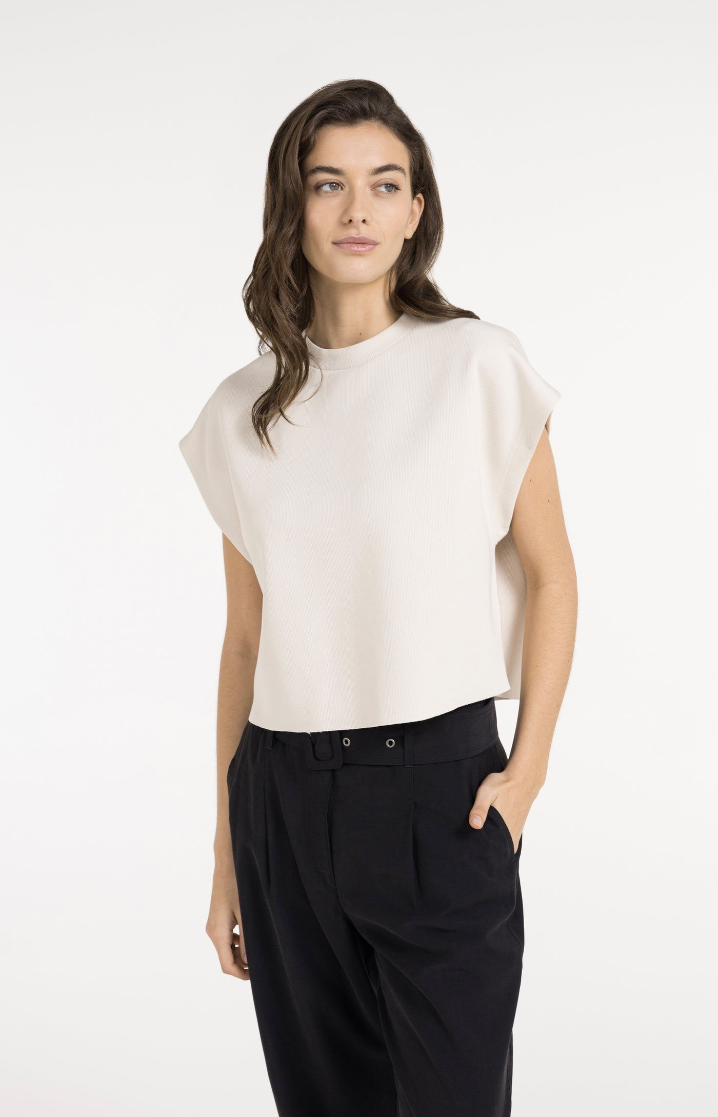 Sleeveless Boxy Creme Sweatshirt