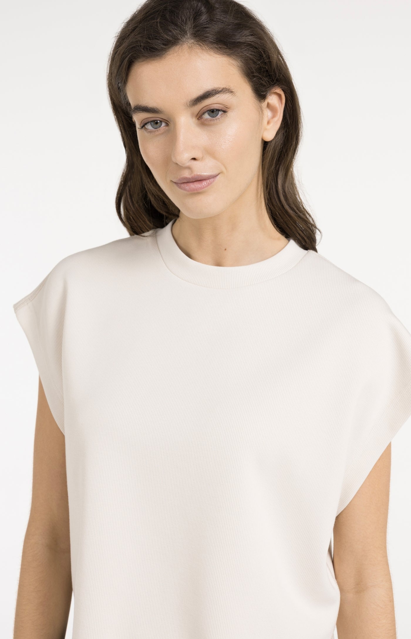 Sleeveless Boxy Creme Sweatshirt