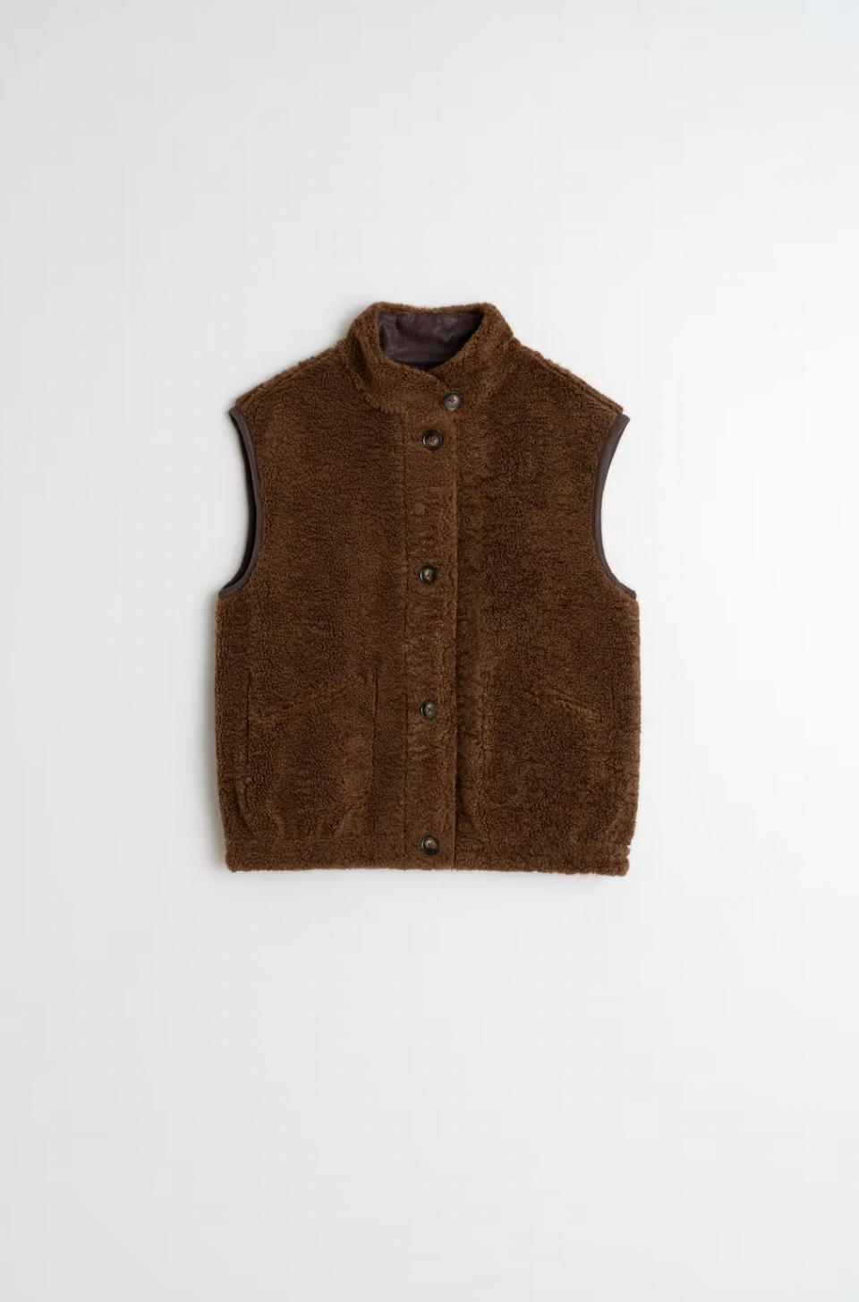 Indi & Cold Reversible Teddy Vest