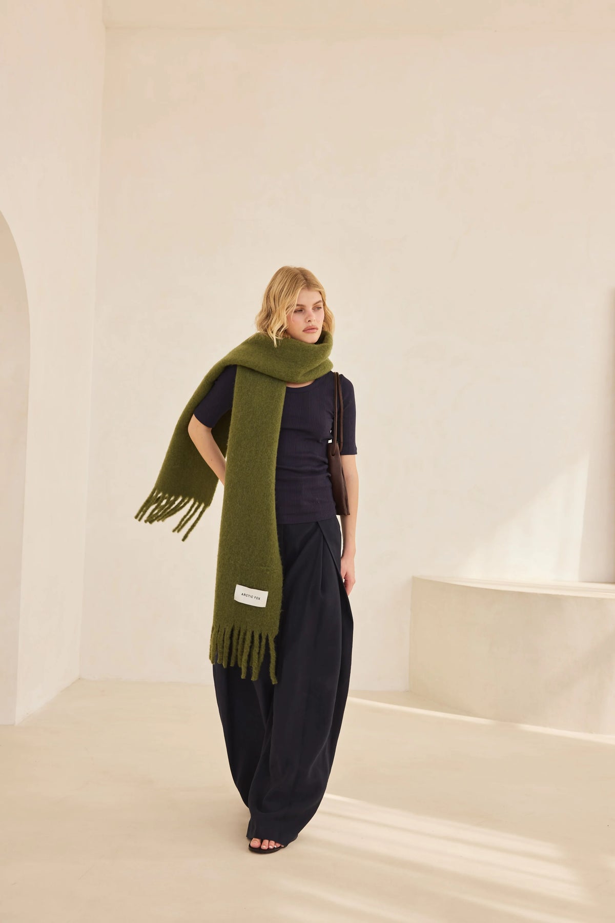 Arctic Fox Cloud Scarf - Dark Fern Green