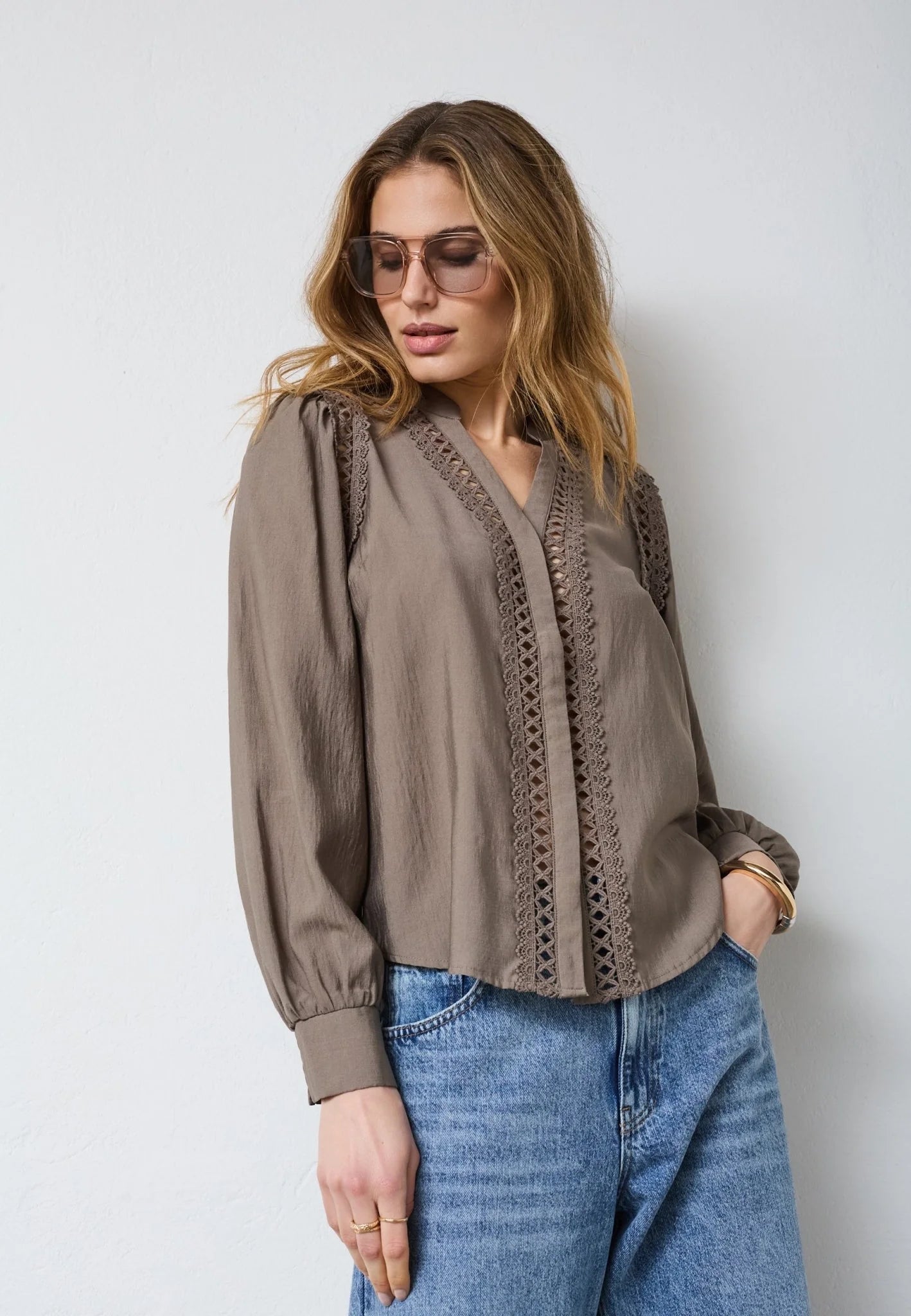 Co'Couture Lace V-Shirt