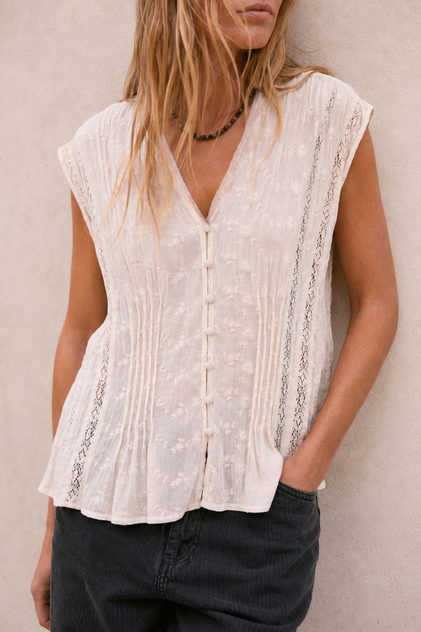 Embroidered Romantic Bordado Top Ecru