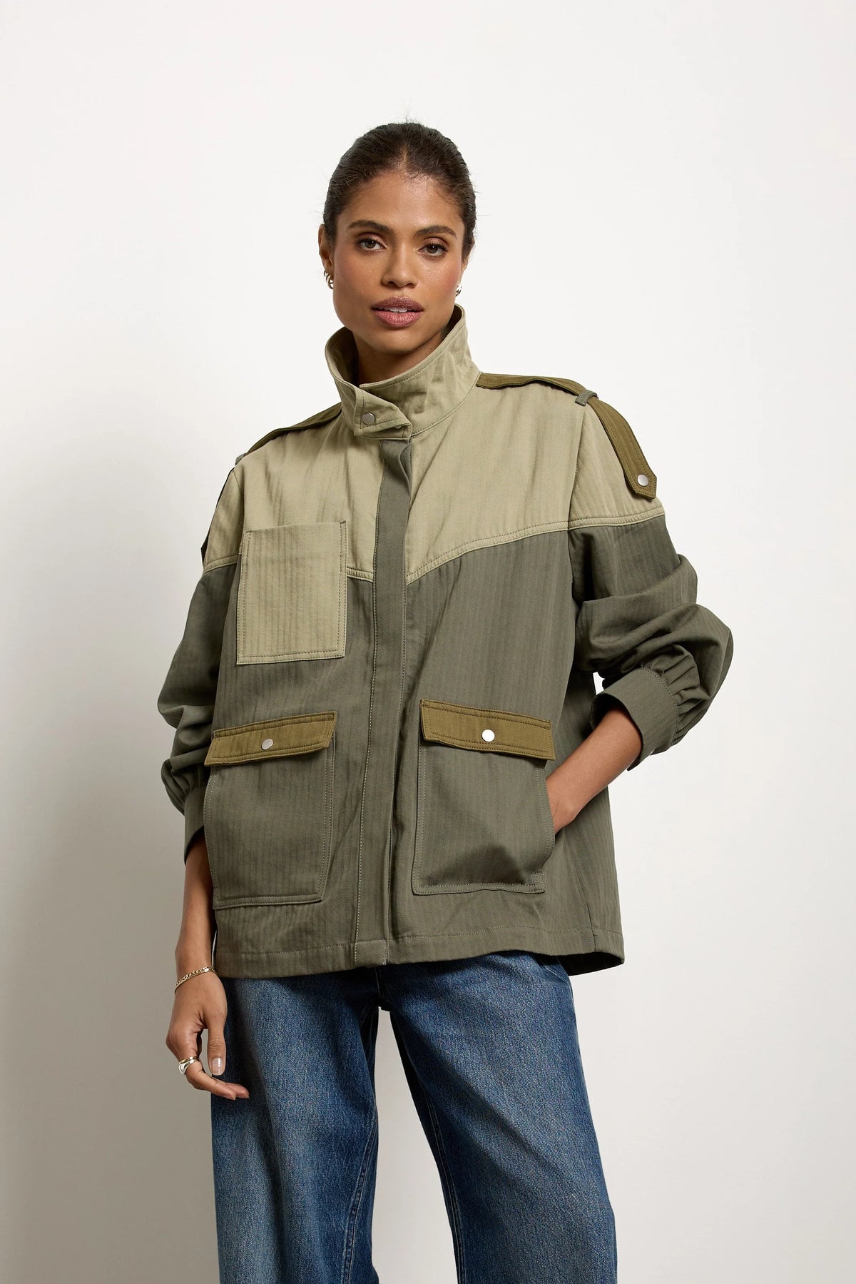 Bowie Jacket In Khaki