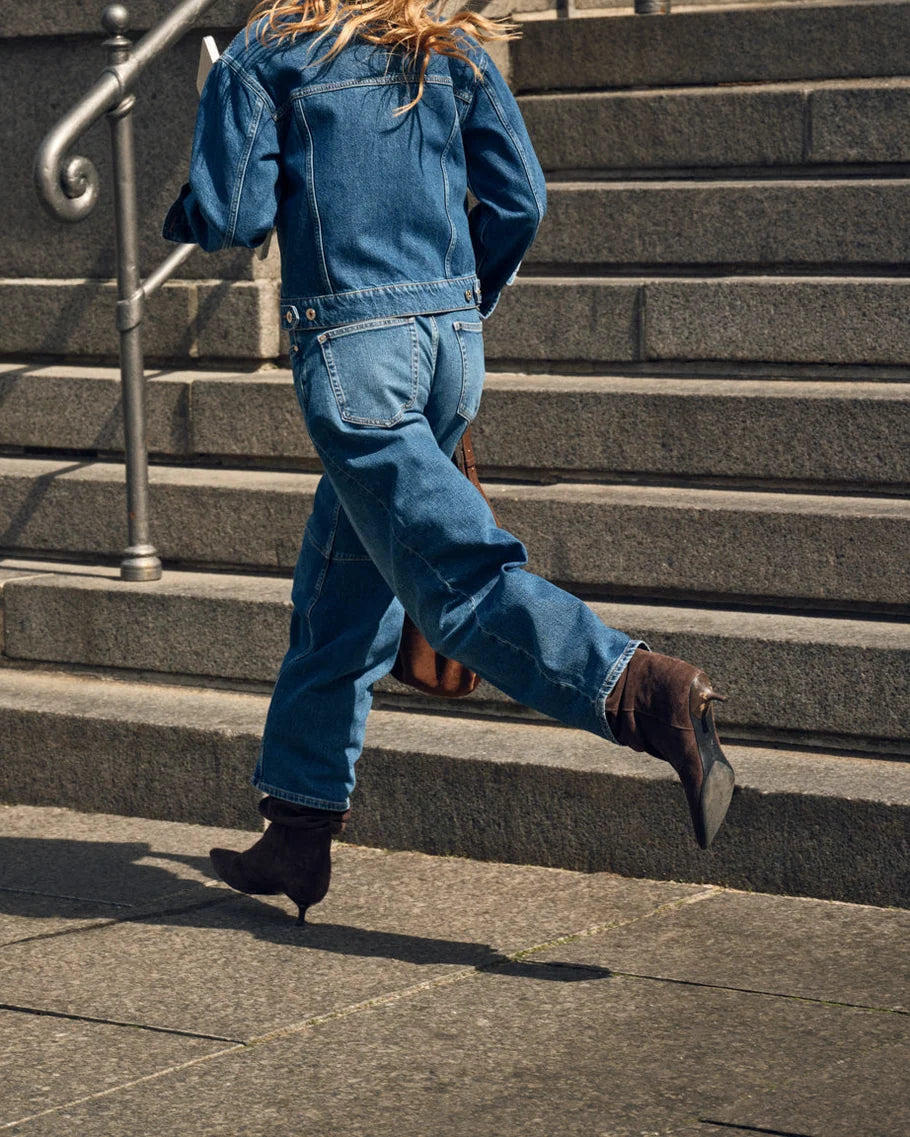 Tess Authentic Jeans
