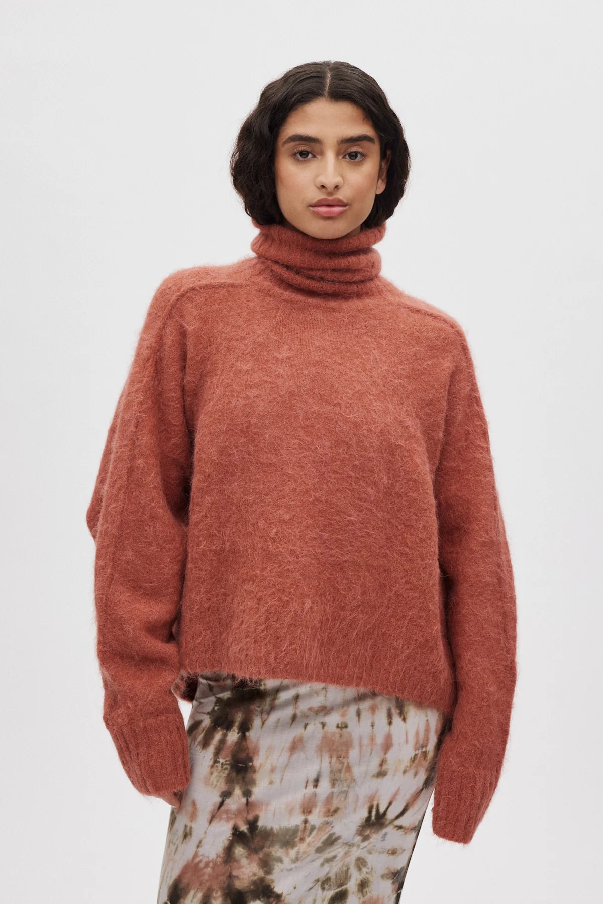 Mabeka Funnel Neck Sweater