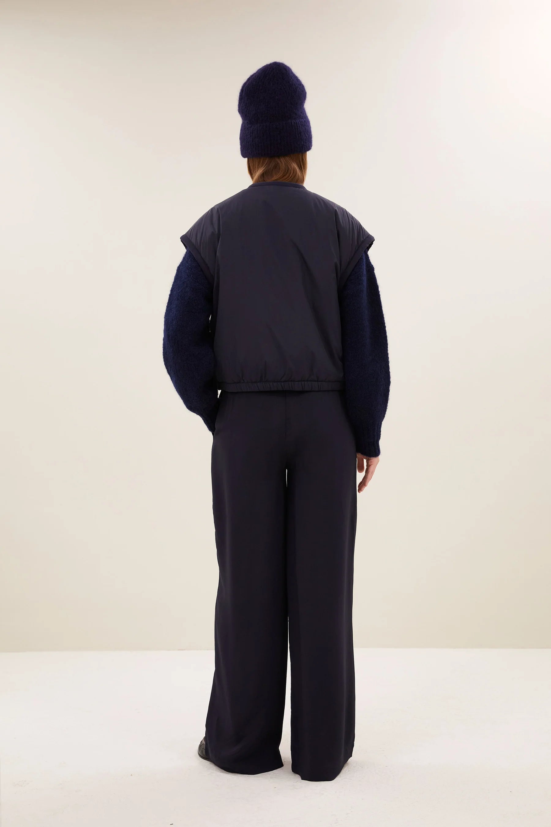 Gio Sleeveless Jacket Midnight