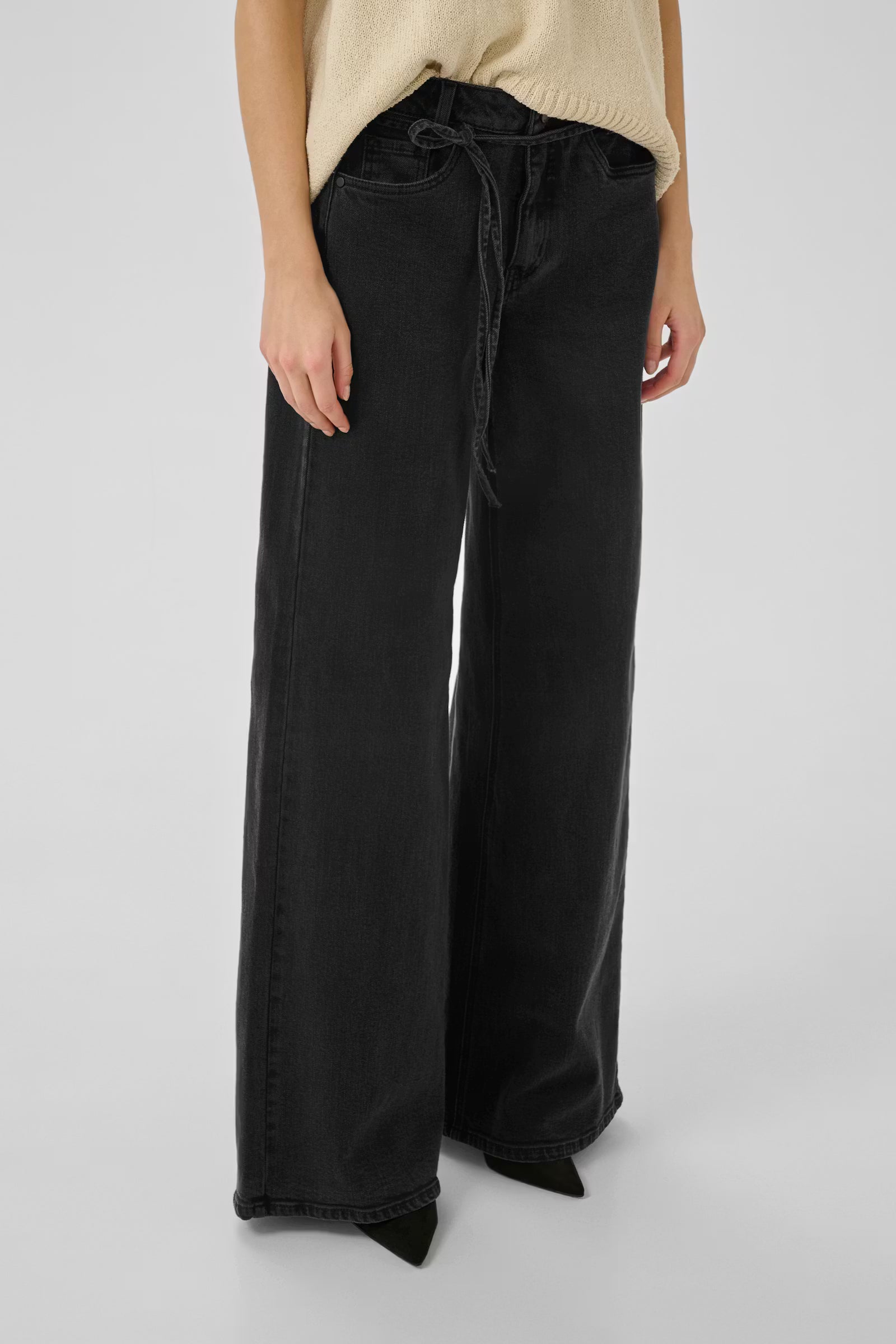 My Essential Wardrobe Karo Wide Jean