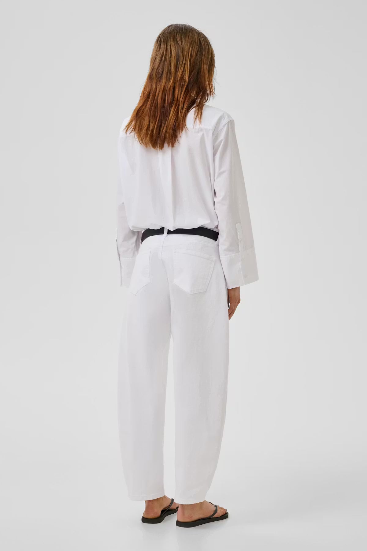 MEW Hottie 157 High White Barrel Jeans