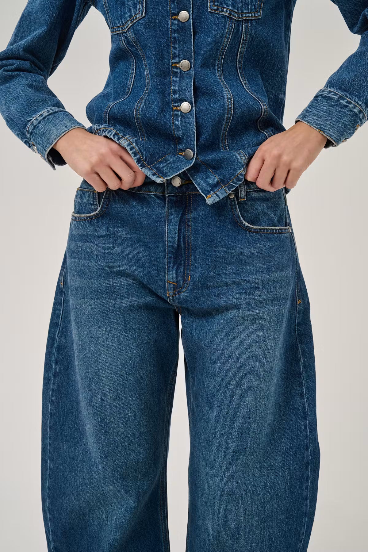 Remmie Barrel Jeans Dark Blue
