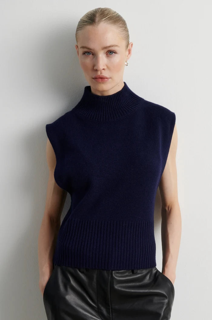 Longo Knit T-Neck Vest