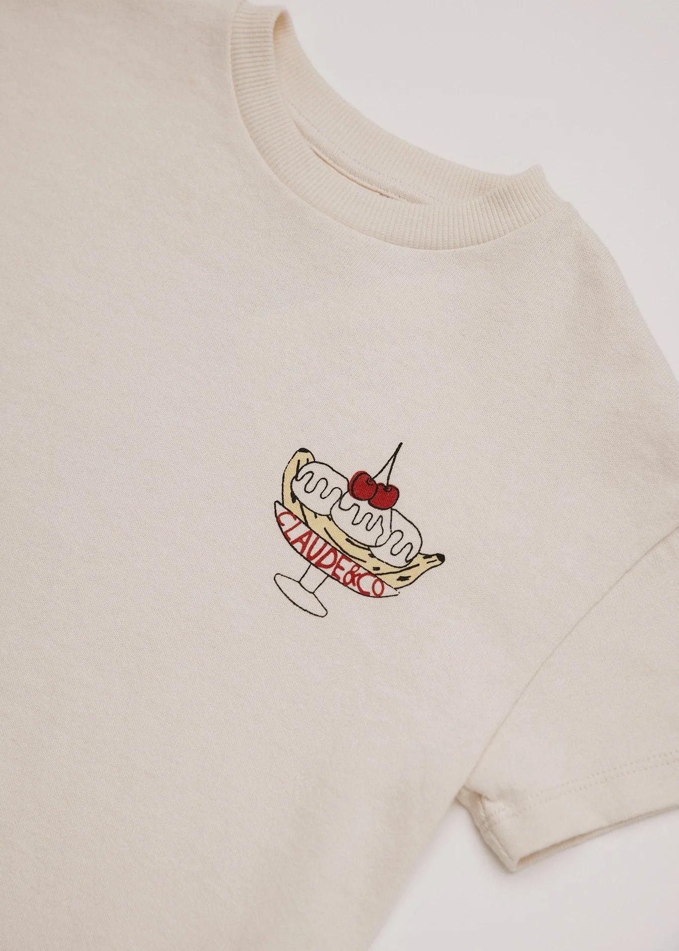 Lenni Sundaes At Claudes Tee