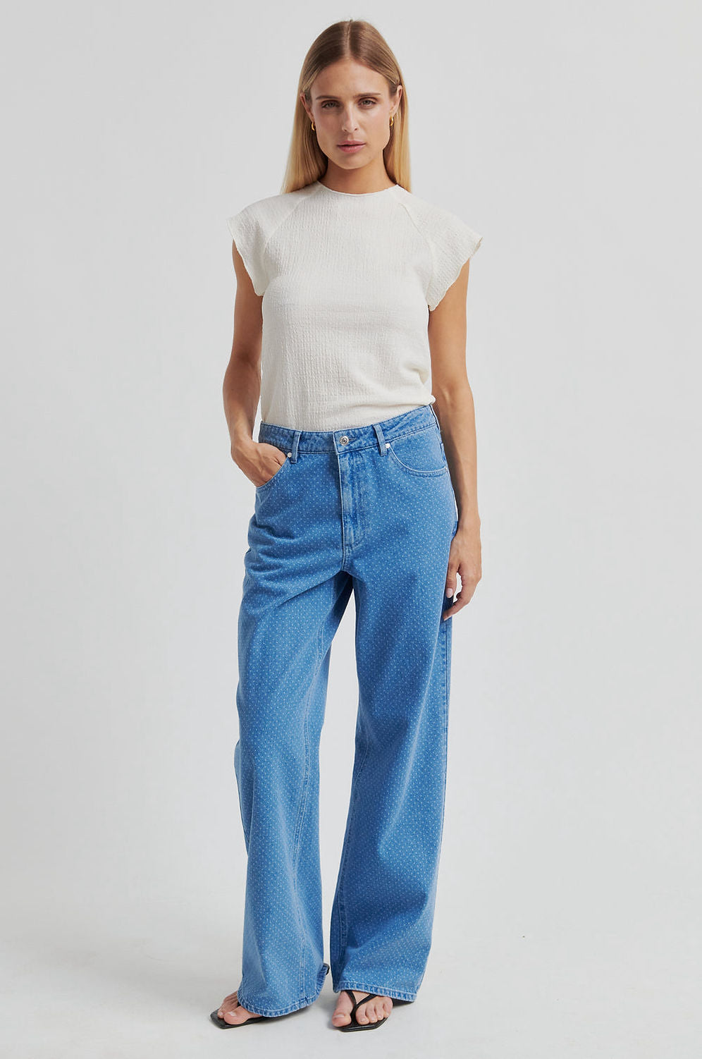 Second Female Paria Tee