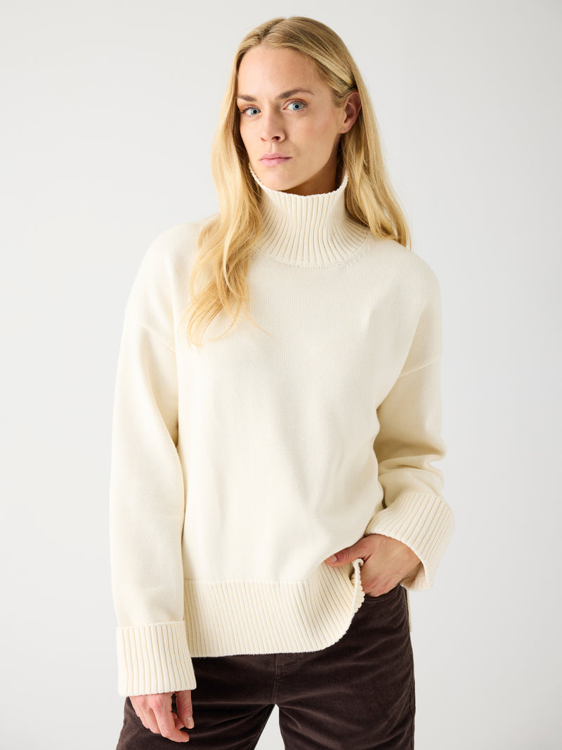 Knowledge Organic Cotton Crew High Neck