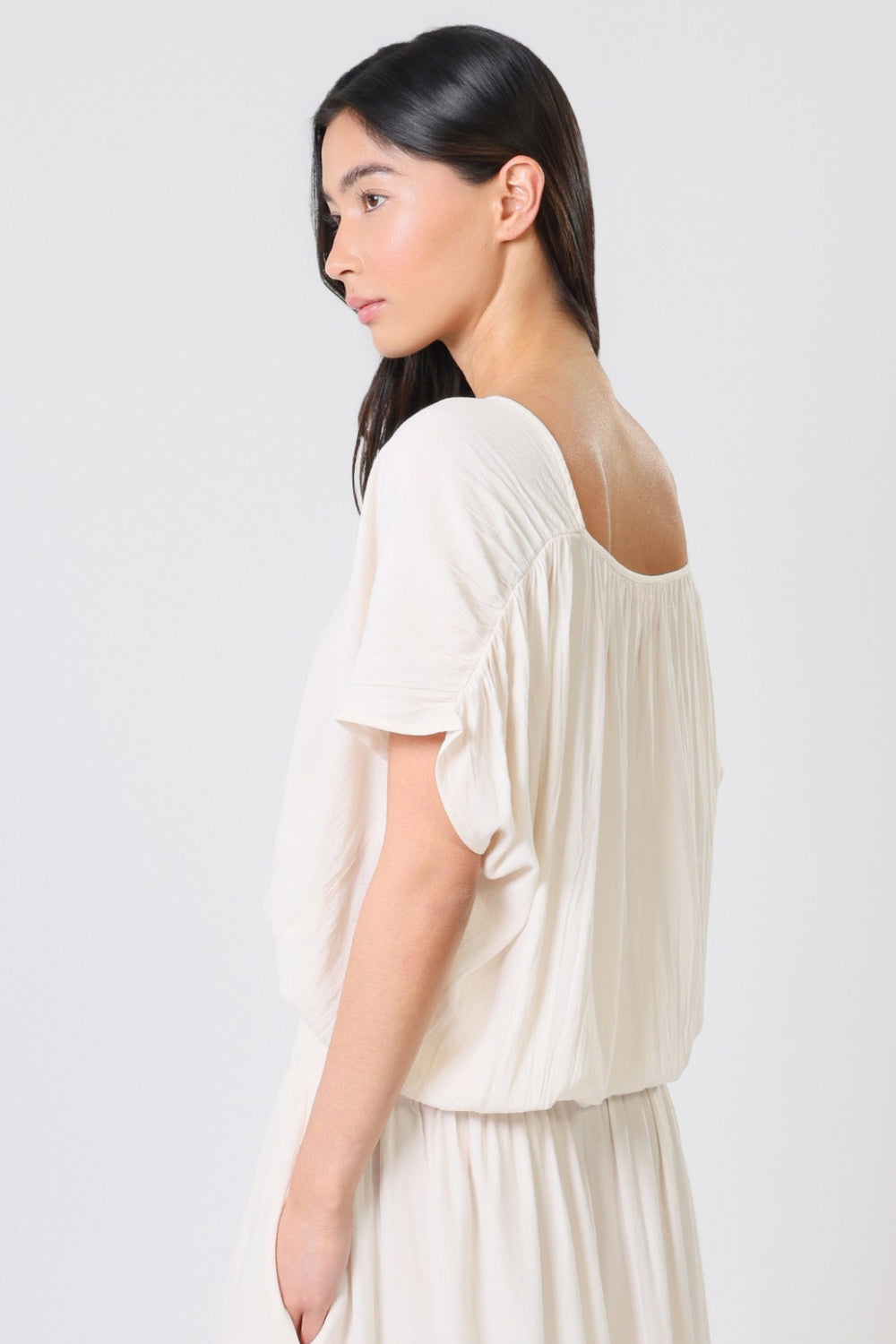 Traffic People Whispers Top