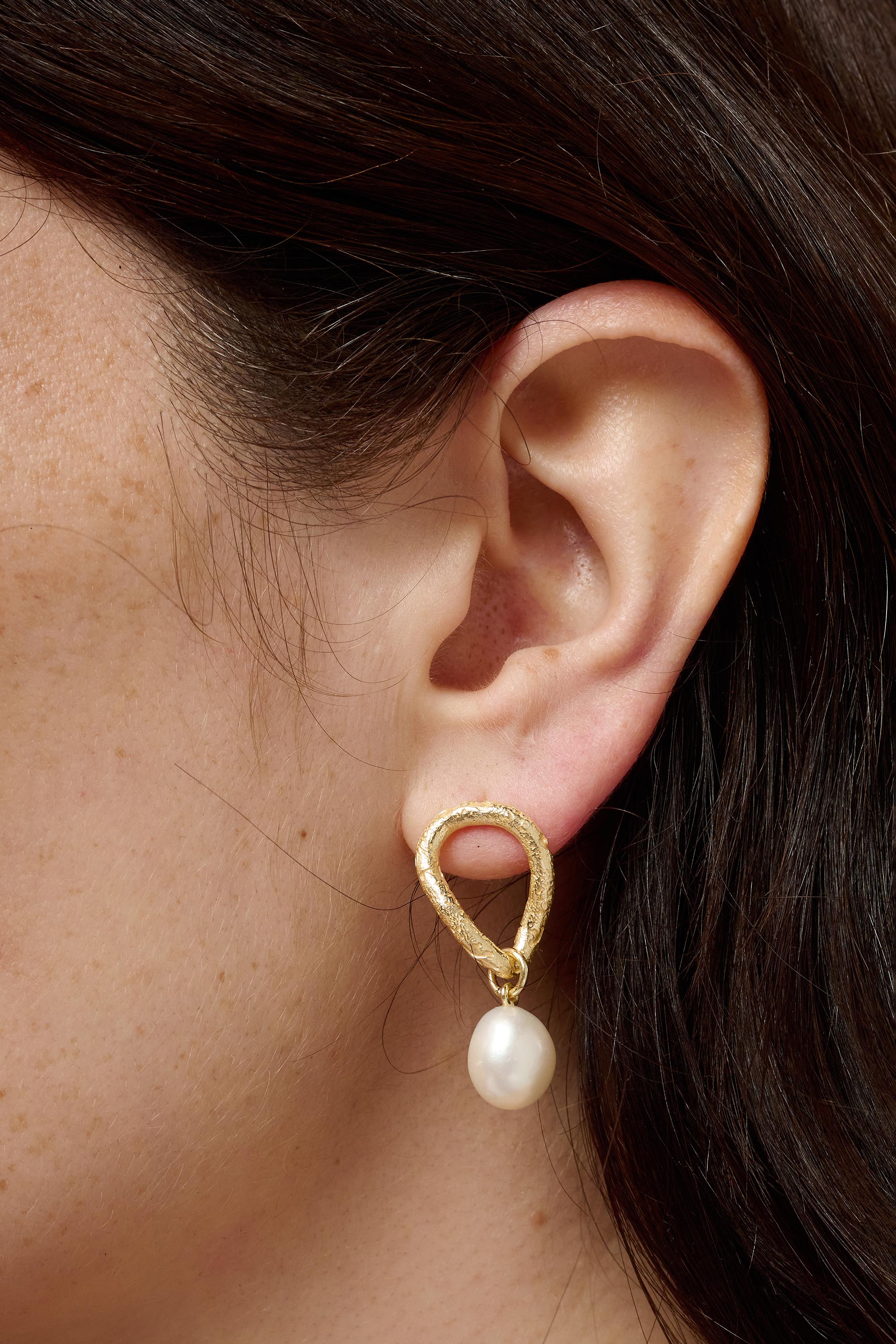 Iris Earrings - Gold