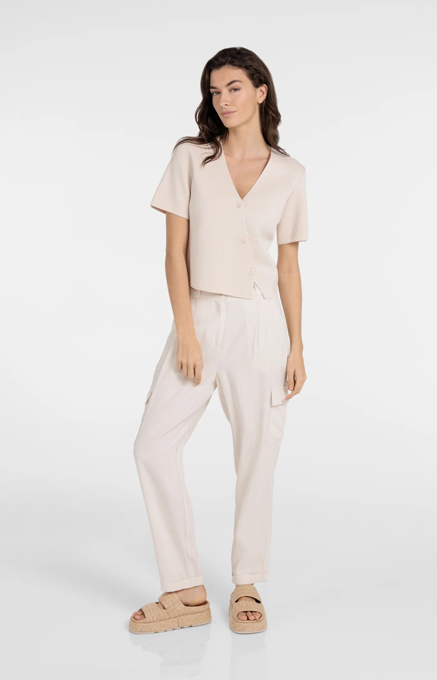 Yaya Creme  Fine knitted V-neck button closure