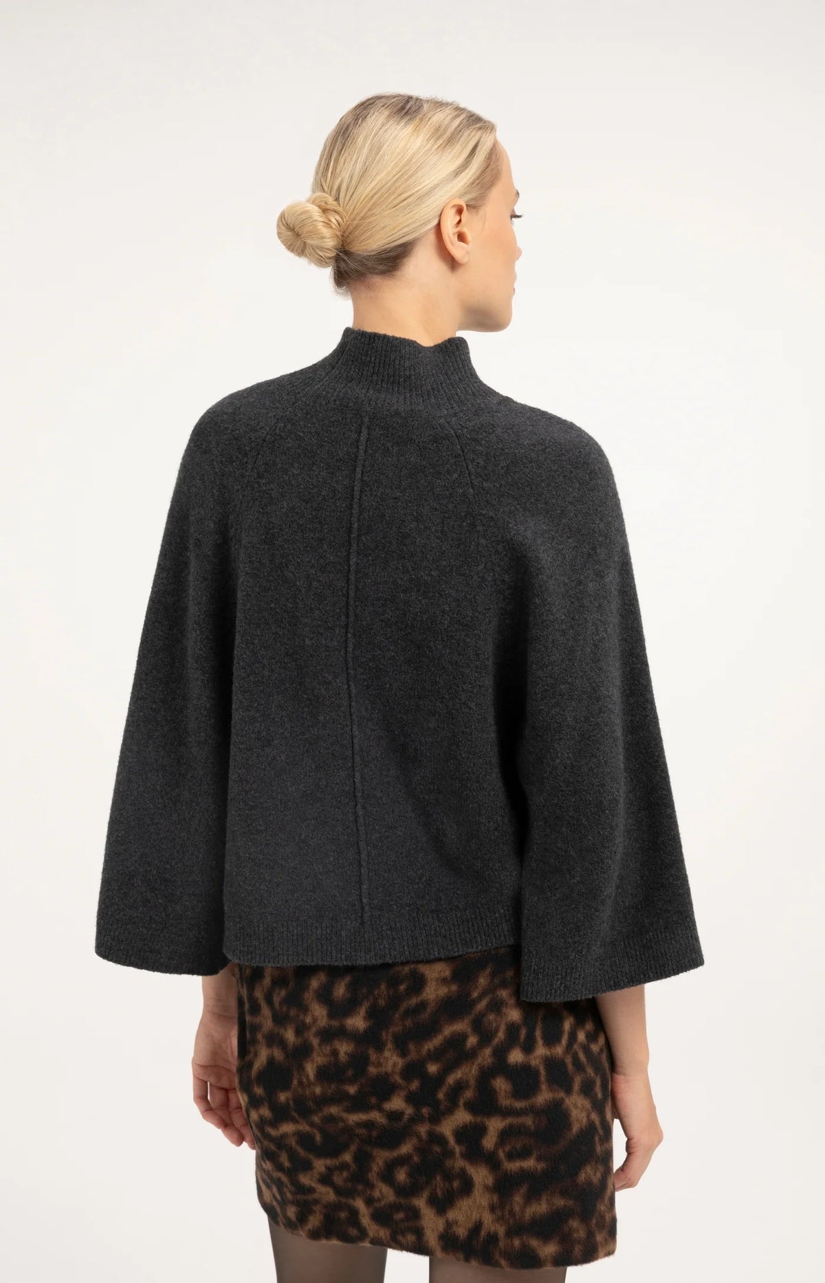 Wide Sleeve Anthracite Sweater